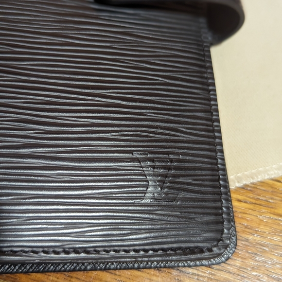 Louis Vuitton Agenda. - Picture 7 of 10